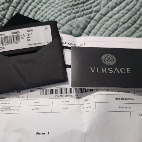 New Versace Logo Ring Size 7 But Actually A 4 In US - Picture 6 of 6